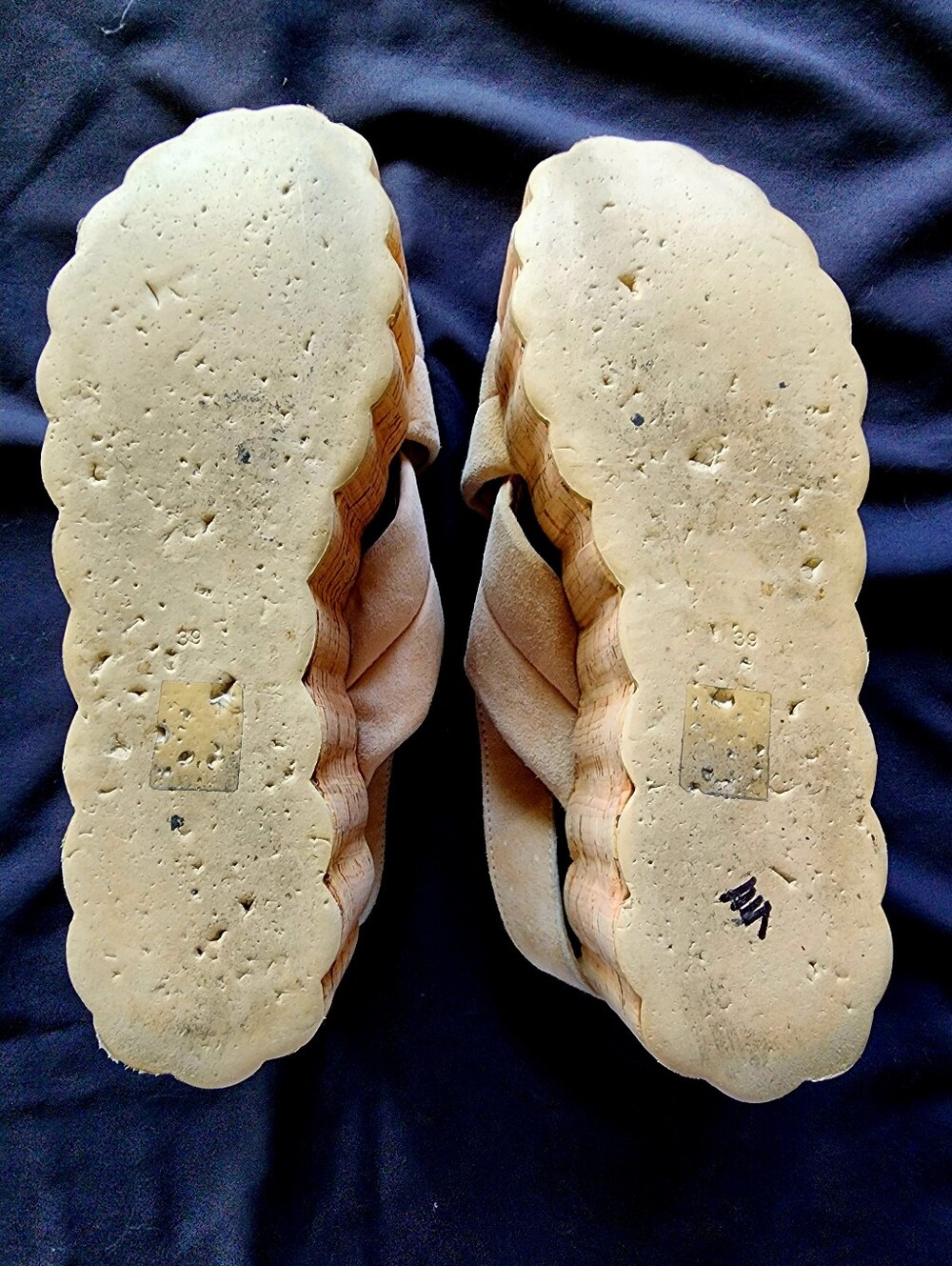 FREE PEOPLE | Beige Suede Crisscross Cork Platform Sandals | Size US Womens 8.5 - Picture 9 of 9